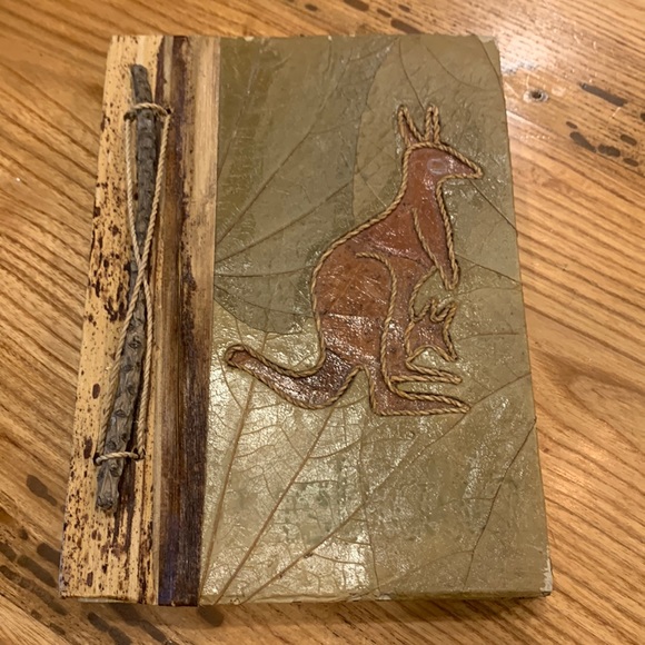 Handmade Journal kangaroo - Picture 1 of 4